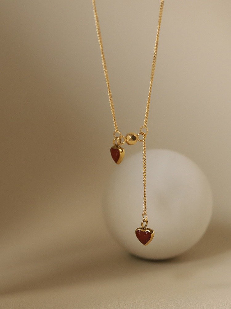 Wine red love tassel Necklace | 18K Gold Plated. product image (5)