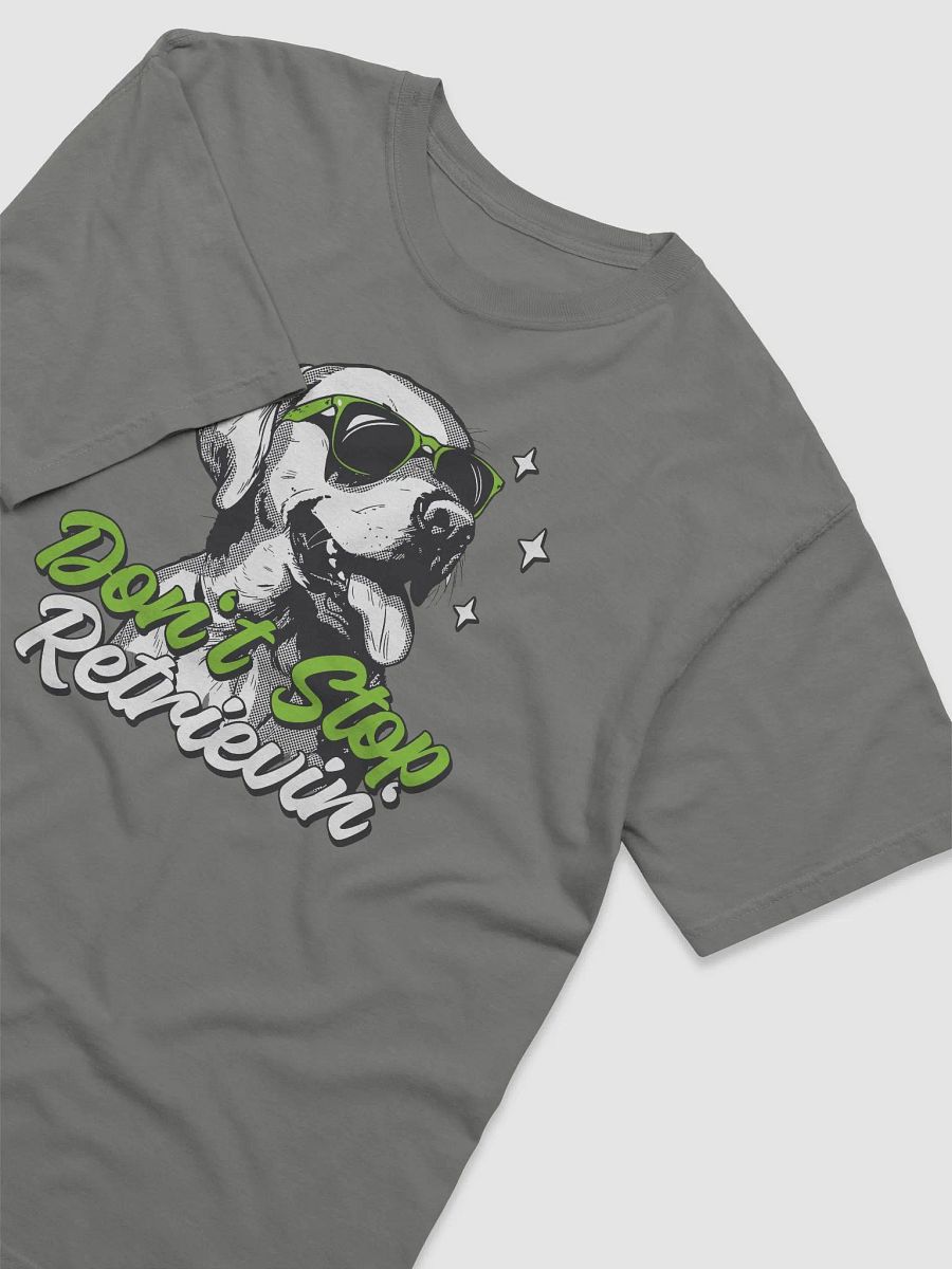 Don't Stop Retrievin' Funny Labrador Retriever T-Shirt | Retro Y2K Style Half-Tone Design for Dog Lovers product image (6)