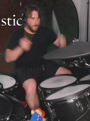 Playing Learn to Fly by @Foo Fighters on the LIVE stream. Figuring it out as I went. #tiktoklive #livehighlights #drumcover #foofighters 