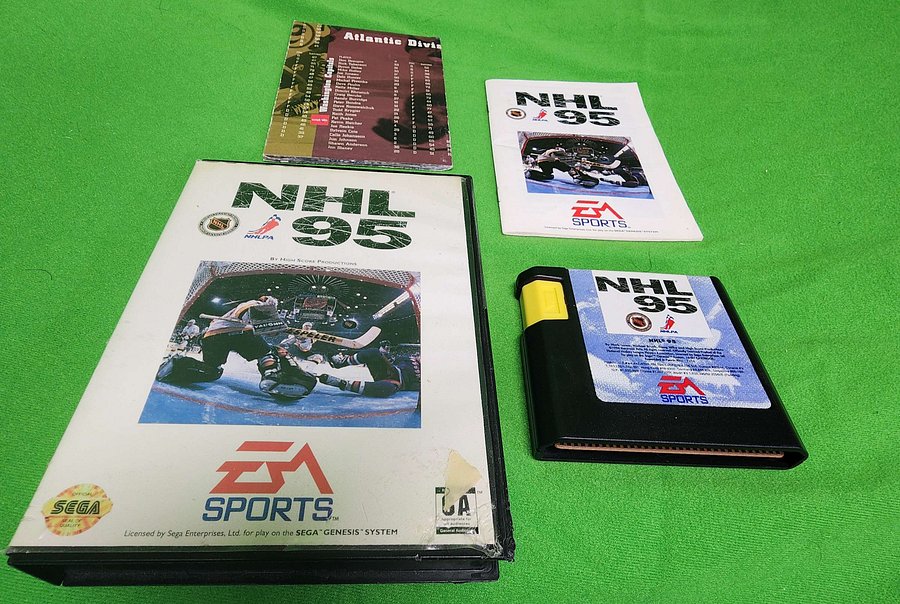 SEGA GENESIS - NHL '95 - CIB product image (1)