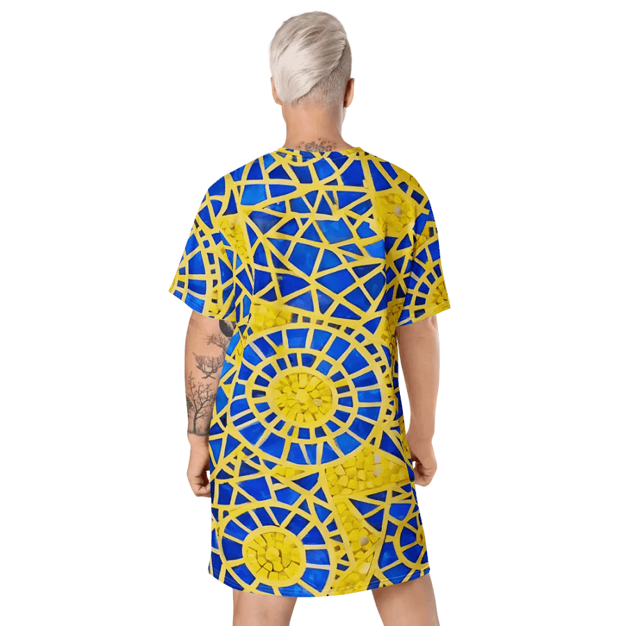 Spiral Spectacle T Shirt Dress product image (12)