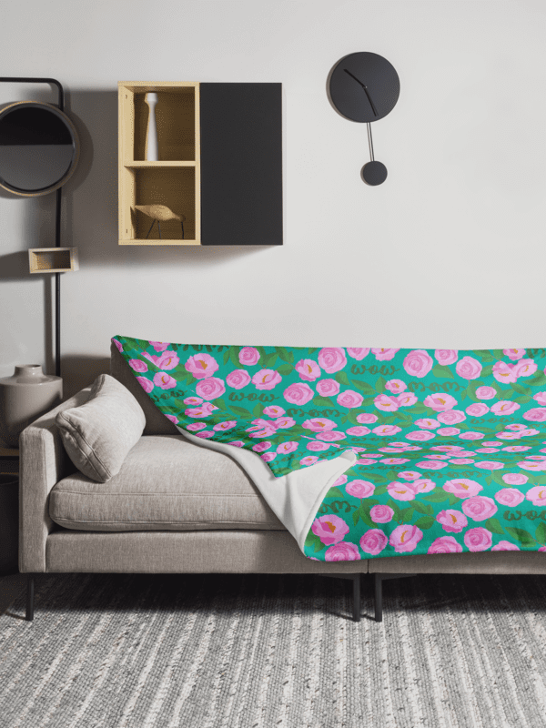 "Wow Mom" Gardenia Blanket product image (1)