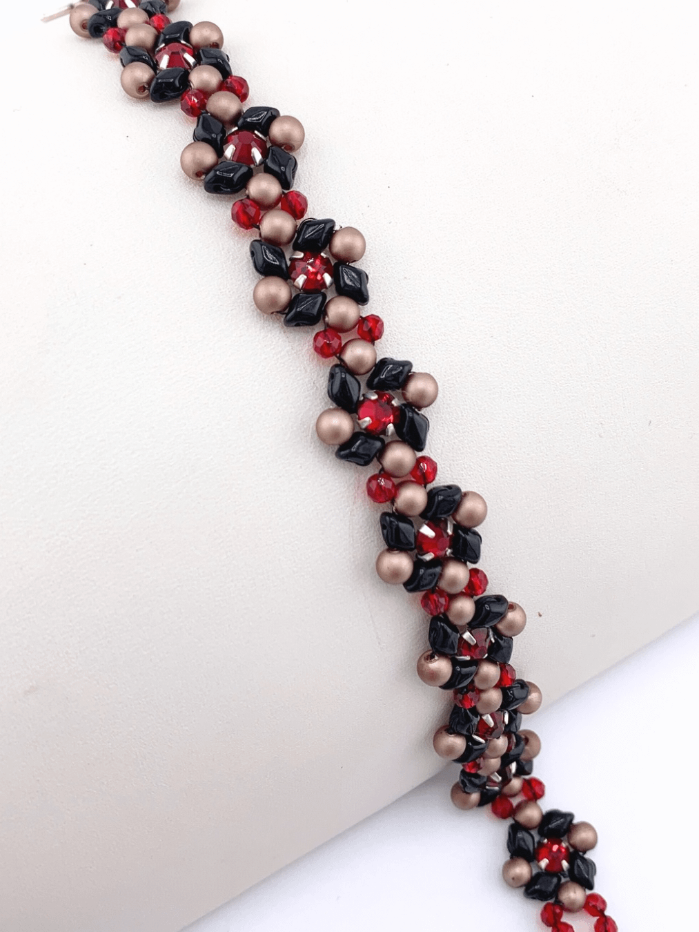 Cherry Picked Beaded Crystal Bracelet - Red, black product image (2)