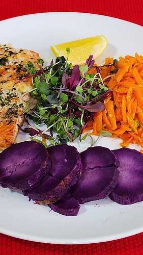 ​​Cena Rápida y Elegante: Salmón Simple, Ensaladas Refrescantes y Crumble Casero de Frambuesa 🍓

​#CrumbleDeFrambuesa
​#CenaS...