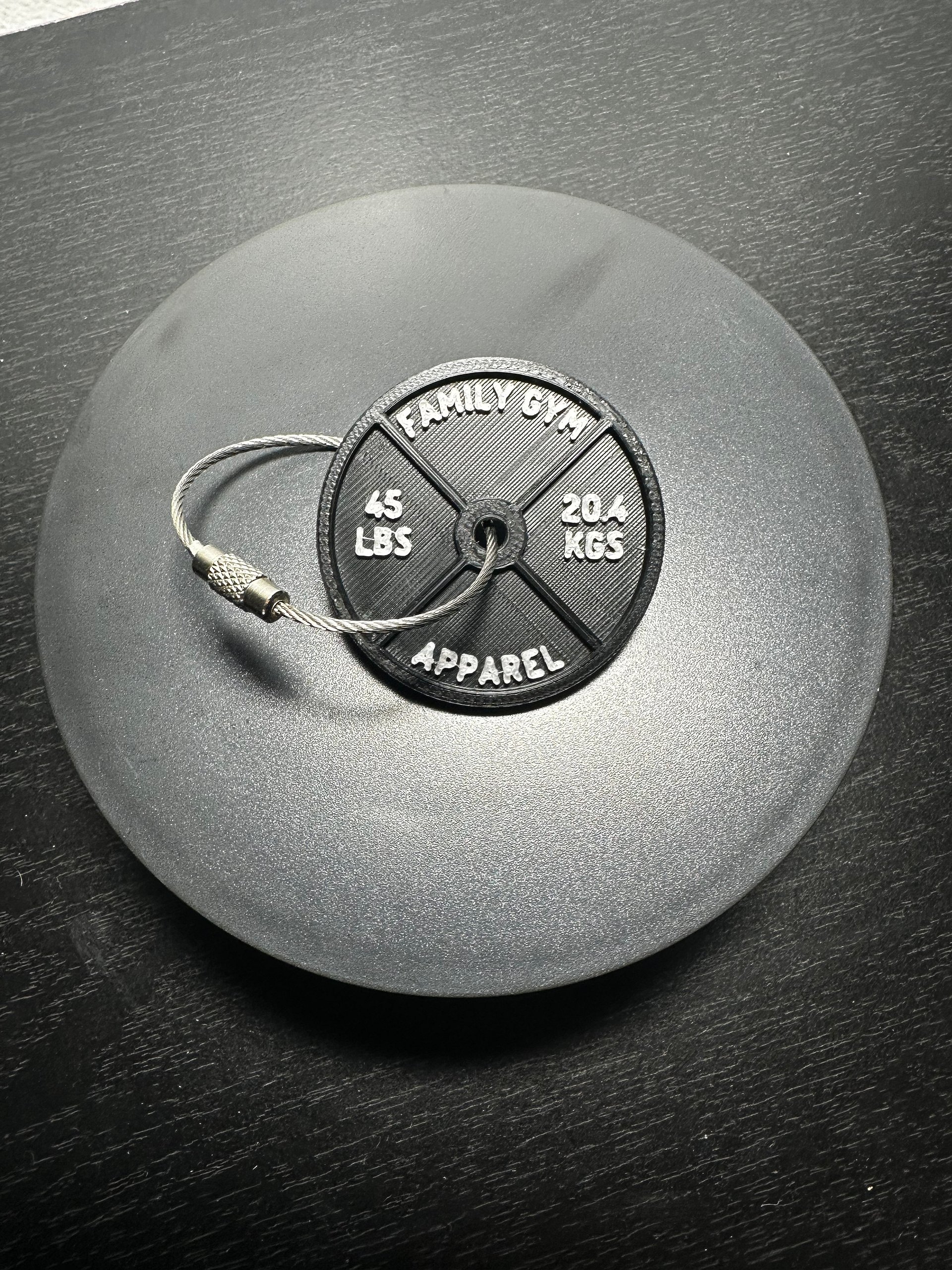 FGA 45 lb Plate keychain product image (1)