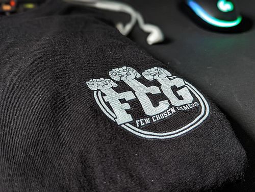 FewChosenGamers 🎮🕹
Link to shop in the description box
.
.
.
.
.
.
.
.
.
.
#gamer #gamingmerch #tshirt #merch #twitch #fewcho...