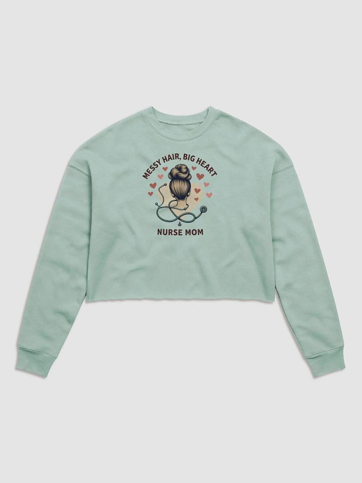 Nurse Mom Big Heart Crop Sweatshirt product image (1)