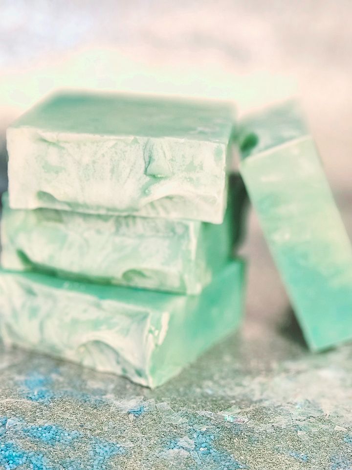 Mint Condition - Cold Process (vegan soap made of coconut, olive and palm oil) product image (2)