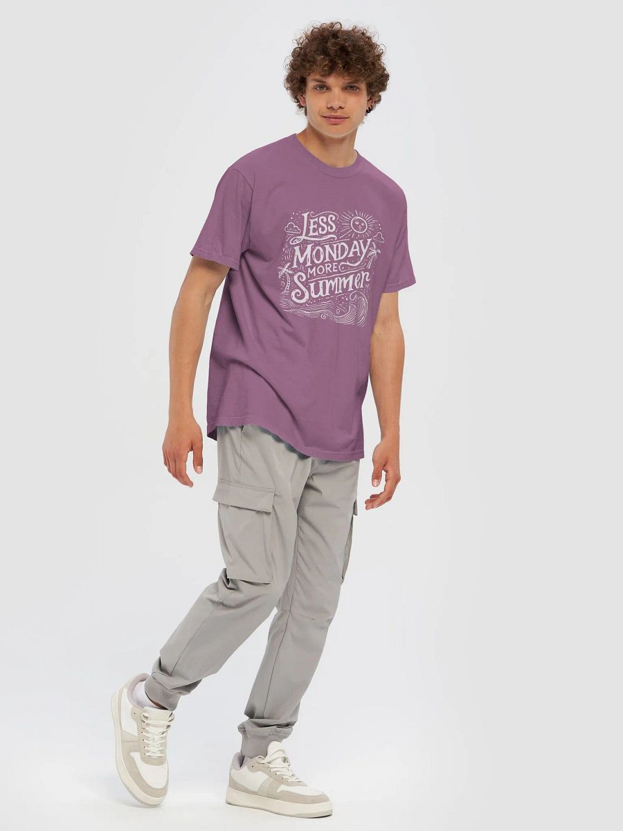 Less Monday More Summer | T-Shirt product image (51)