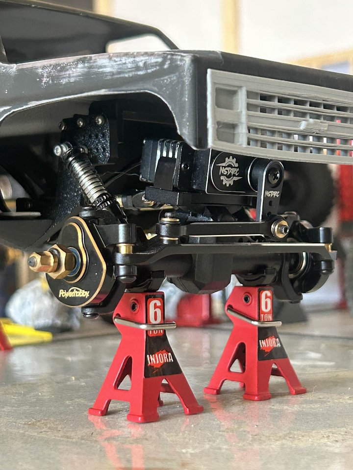 Scx24 Suburban product image (2)