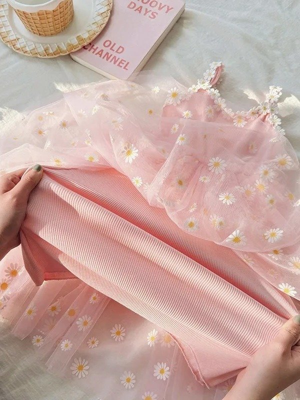 Petal Dreams Daisy Tulle Dress product image (5)