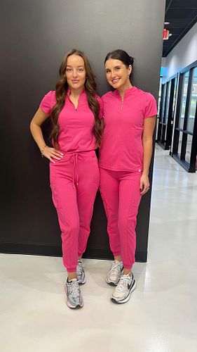 💓 Pink scrubs are a vibe!! Shoplumed.com