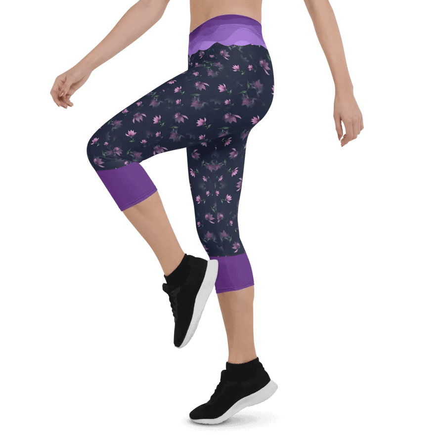Lavender Floral whisper Capri Leggings product image (4)