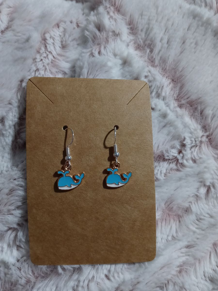 Boss momma whale earrings product image (2)
