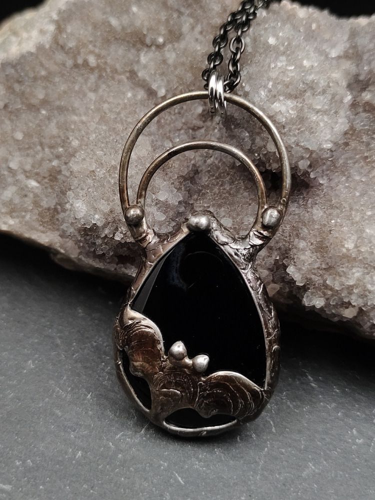 Bats Sorcery - NightBound Twin product image (4)
