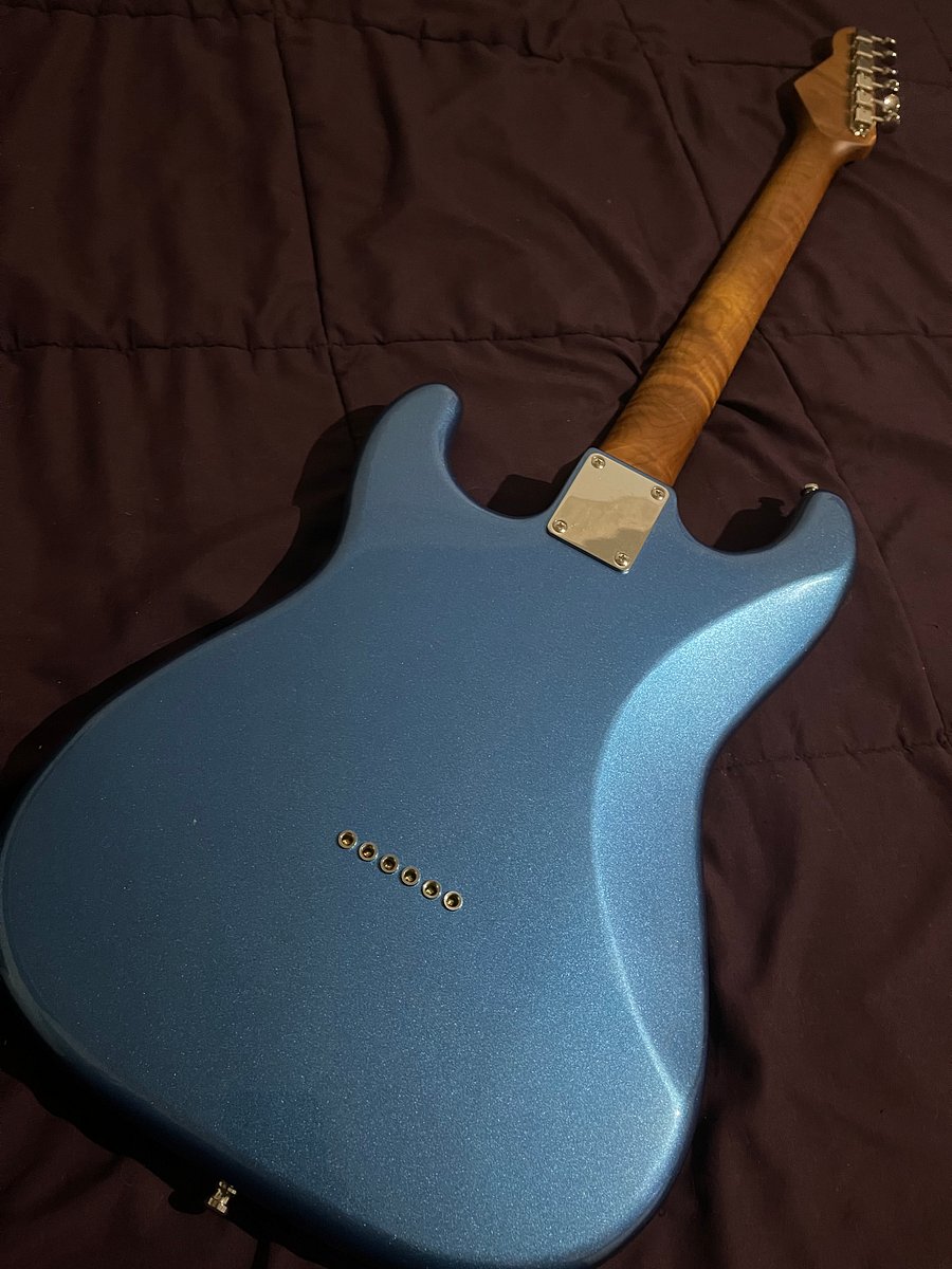 GD Guitars – Lake Placid Blue Hardtail Super S w/ GD Pickups Feral Fang Set product image (6)