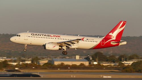 QantasLink Airbus A320-232 (VH-VQW) Arriving on Runway 03 at Perth Airport This Evening