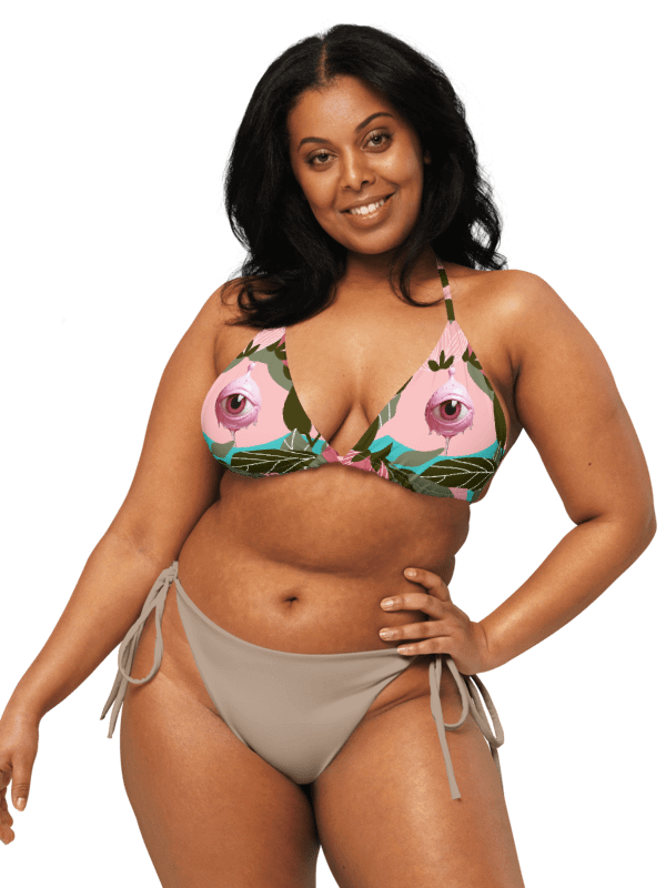 Eye-Catching Bikini 👙✨ – Turn Heads, Steal the Spotlight! product image (1)