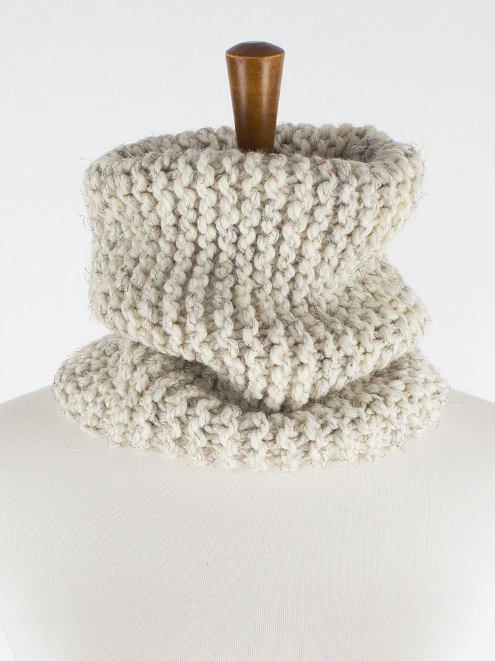 Simple Garter Stitch Cowl Pattern - Humility product image (1)