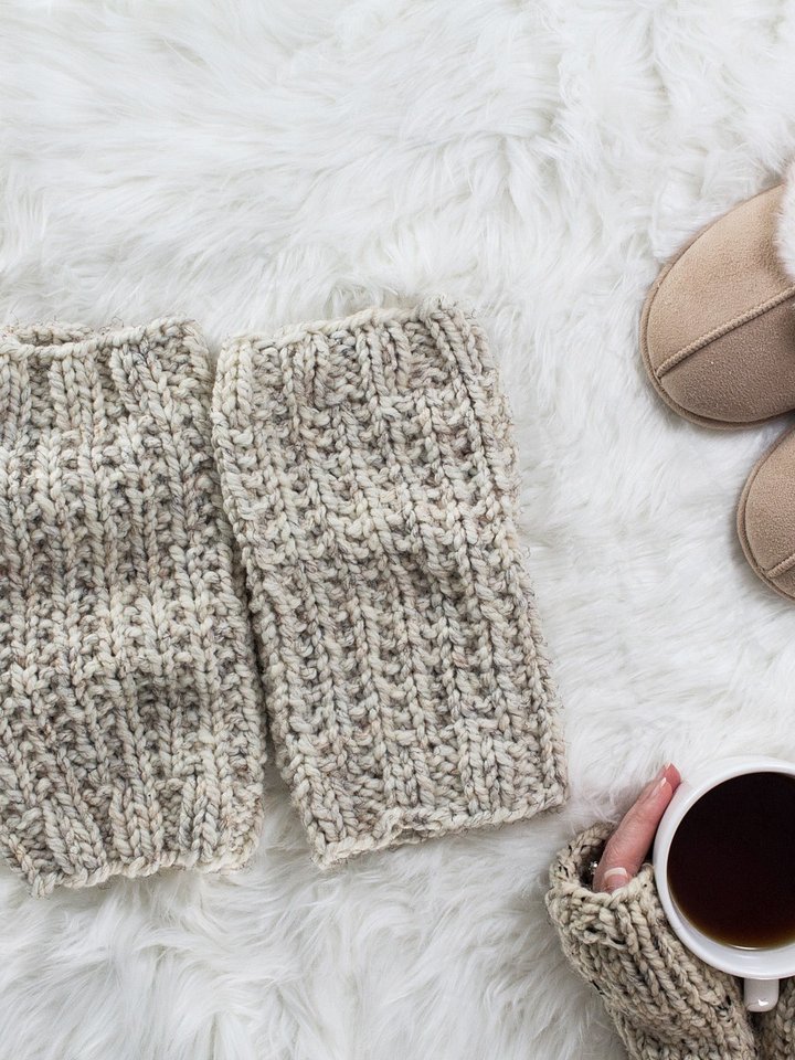 Chunky Leg Warmers Knitting Pattern - Silence product image (1)