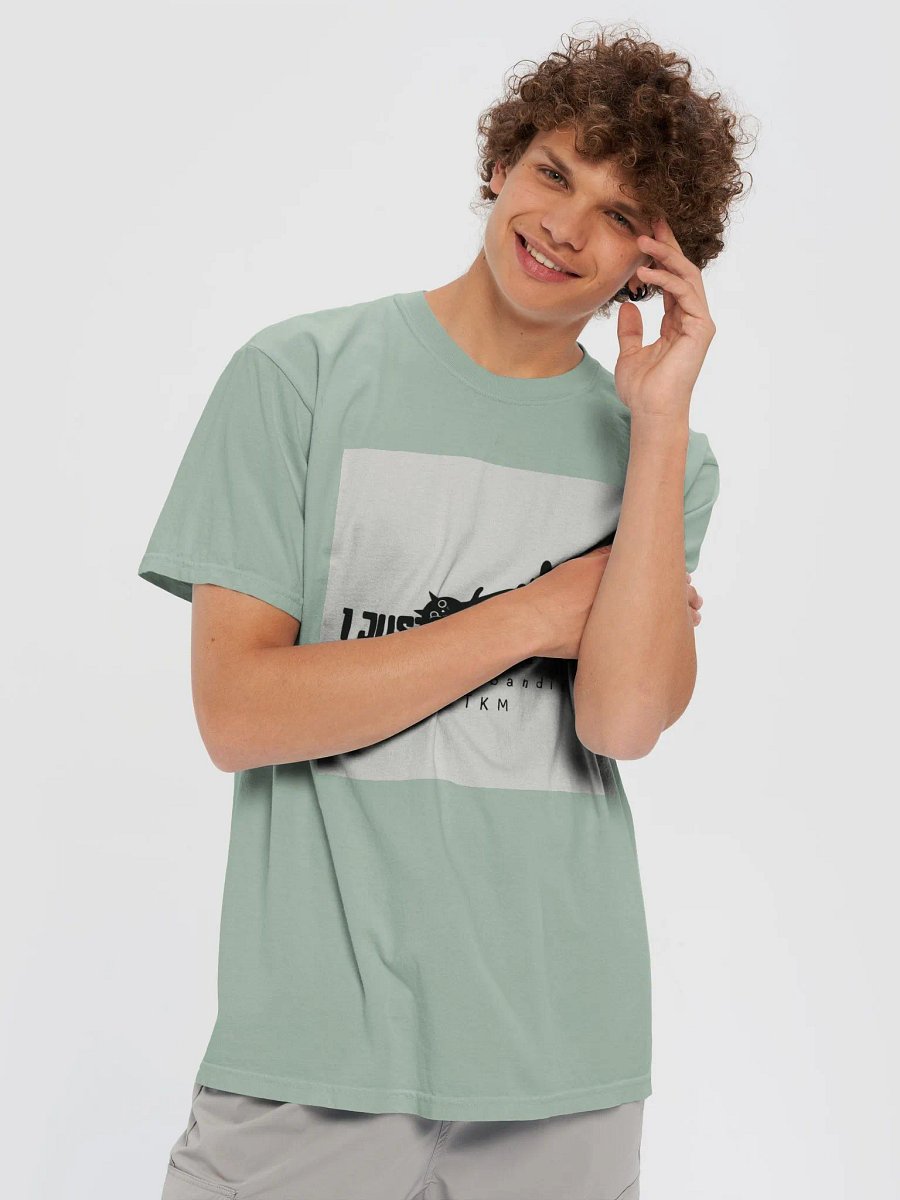 Queen Bandit merch product image (61)