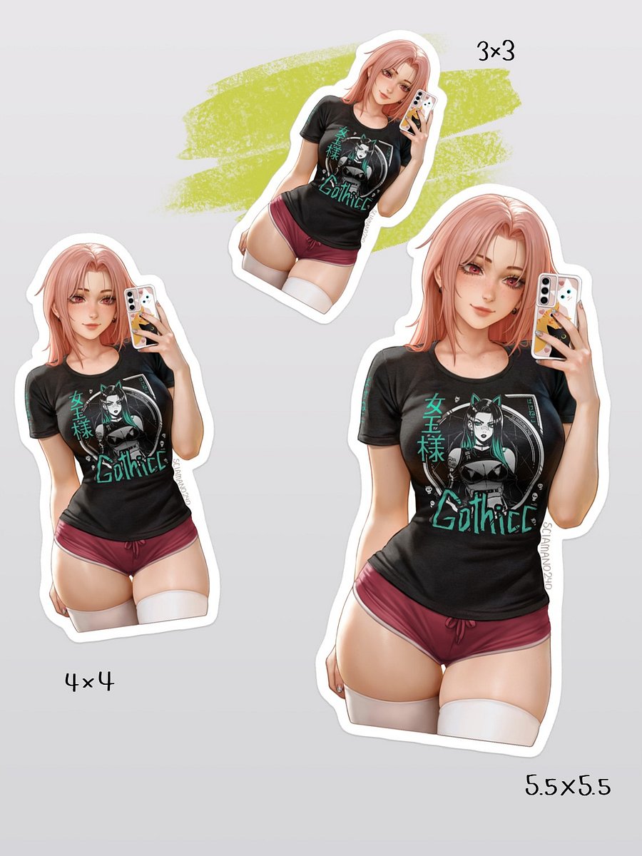 Chloe selfie product image (4)