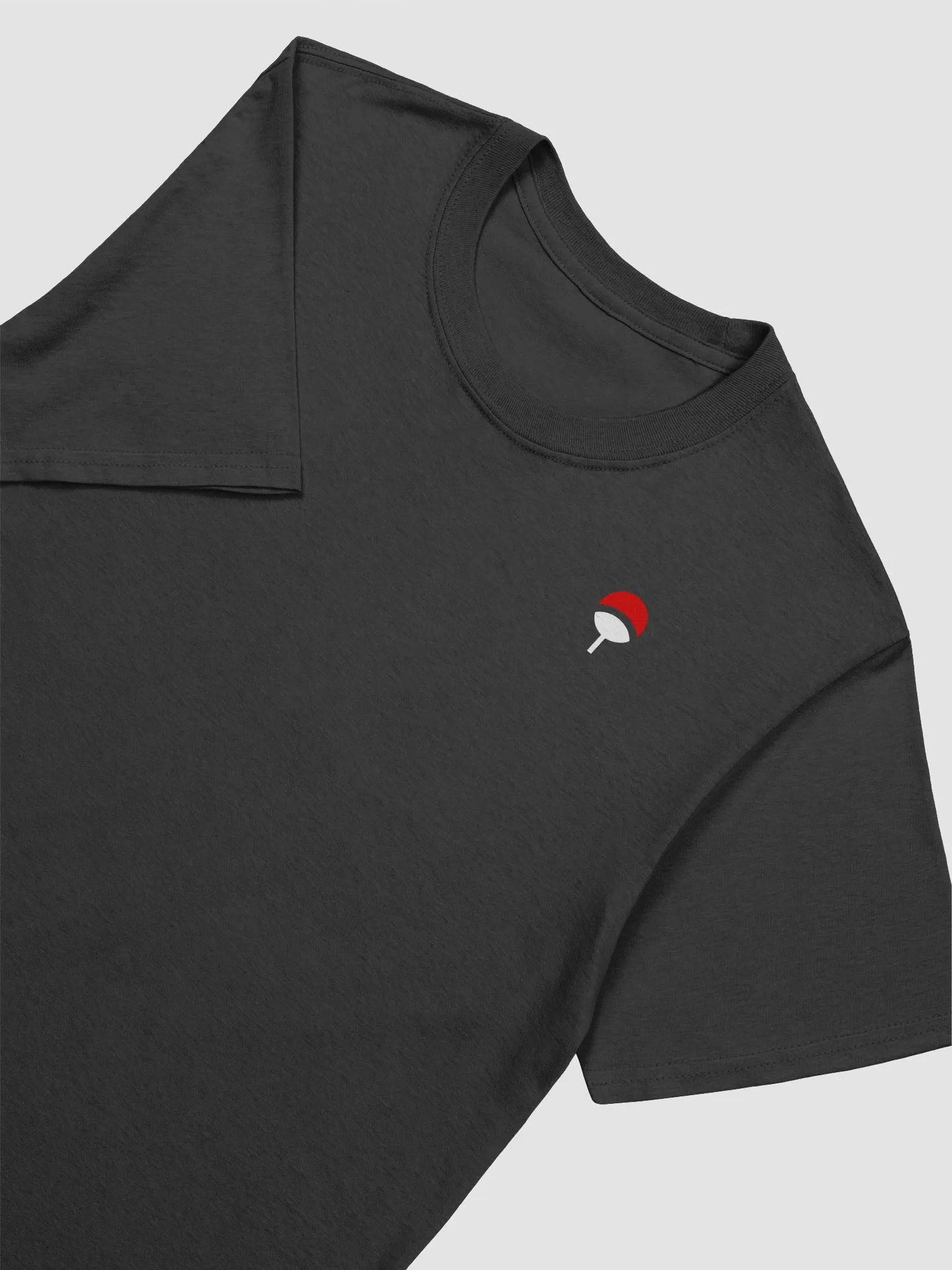 Uchiha T-Shirt product image (3)