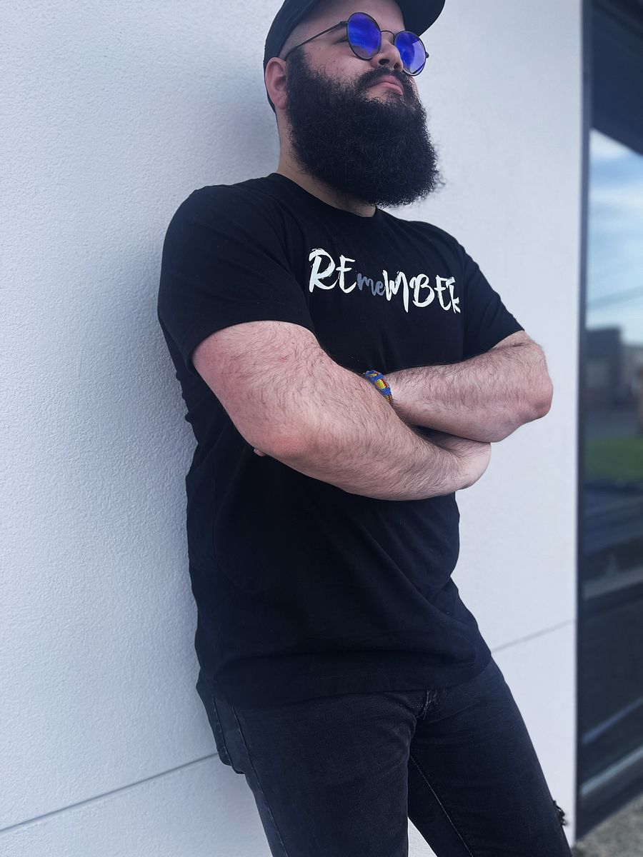 REmeMBER Tee - Black product image (5)