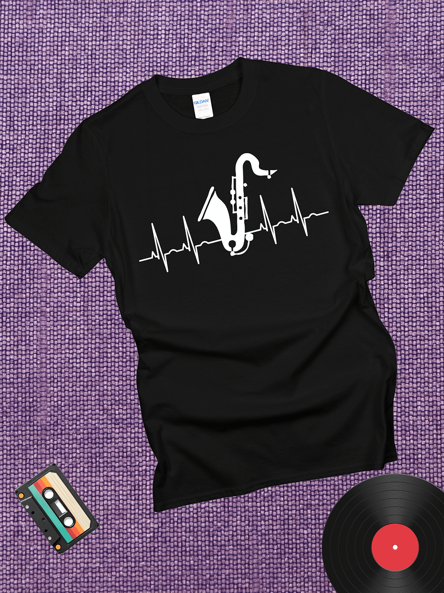 Saxophone Player Heartbeat T-Shirt product image (1)