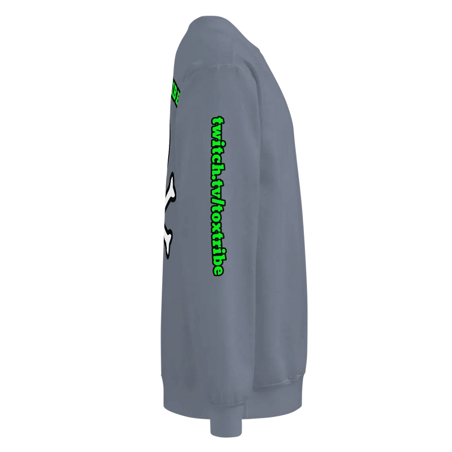 Comfy Toxic Skull Sweater product image (3)