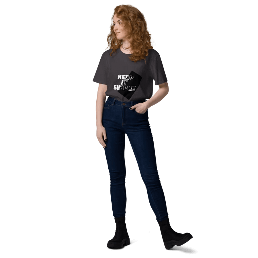 Empowerment Unveiled Tee product image (141)