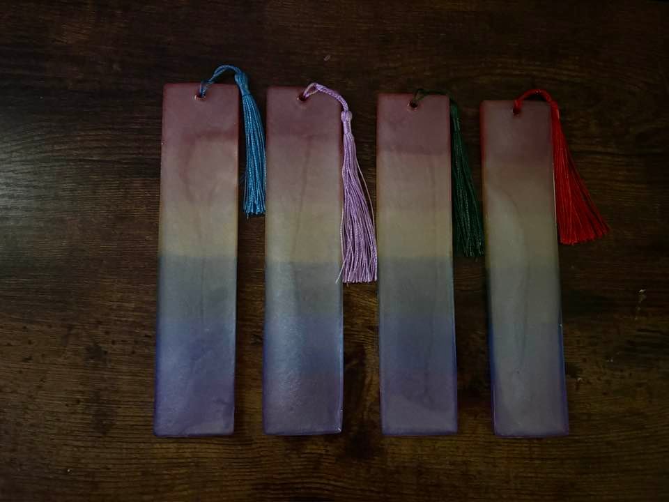 Handmade Pride Resin Bookmarks – LGBTQ+ Rainbow Bookmarks with Tassel (Colors Vary) product image (5)