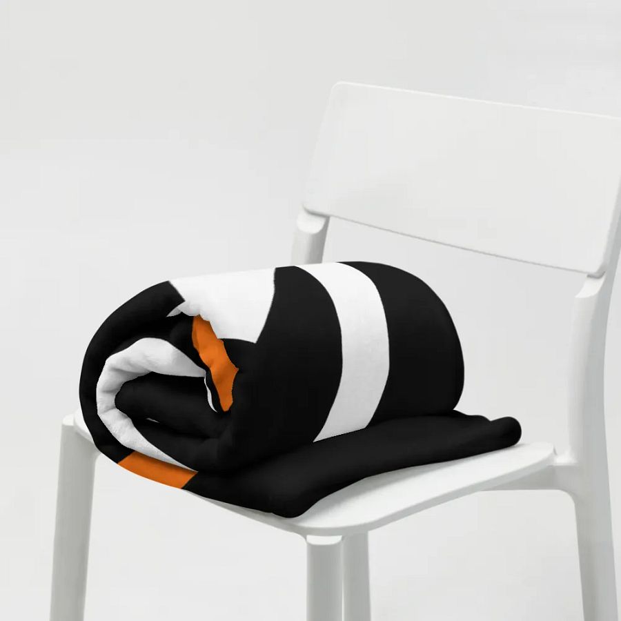 'OA' Symbol Throw Blanket - Black product image (8)