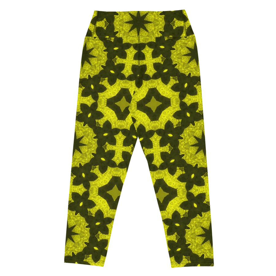 Mandala Octagon Capri Leggings product image (2)
