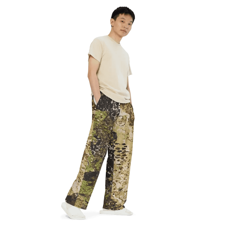 Trendy Camo Fusion Wide-Leg Pants product image (7)