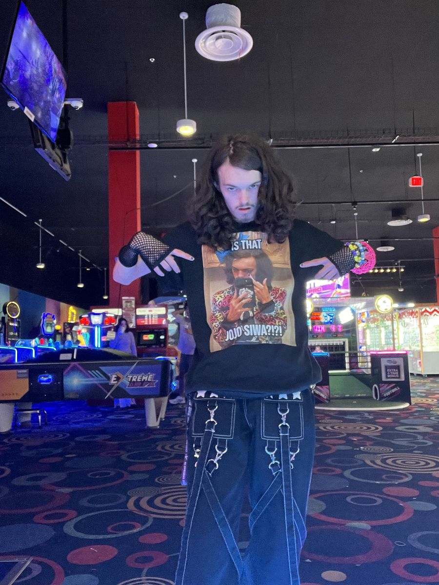 IS THAT JOJO SIWA?!?!?! Shirt product image (1)