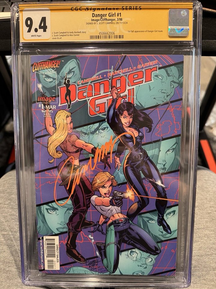 Danger Girl #1 (1998) CGC 9.4 SS | J. Scott Campbell Signed | 1st Appearance of Danger Girl Team product image (1)