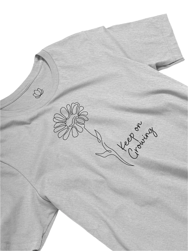 “Keep On Growing” – Chamomile Line Art Supersoft Tee product image (1)