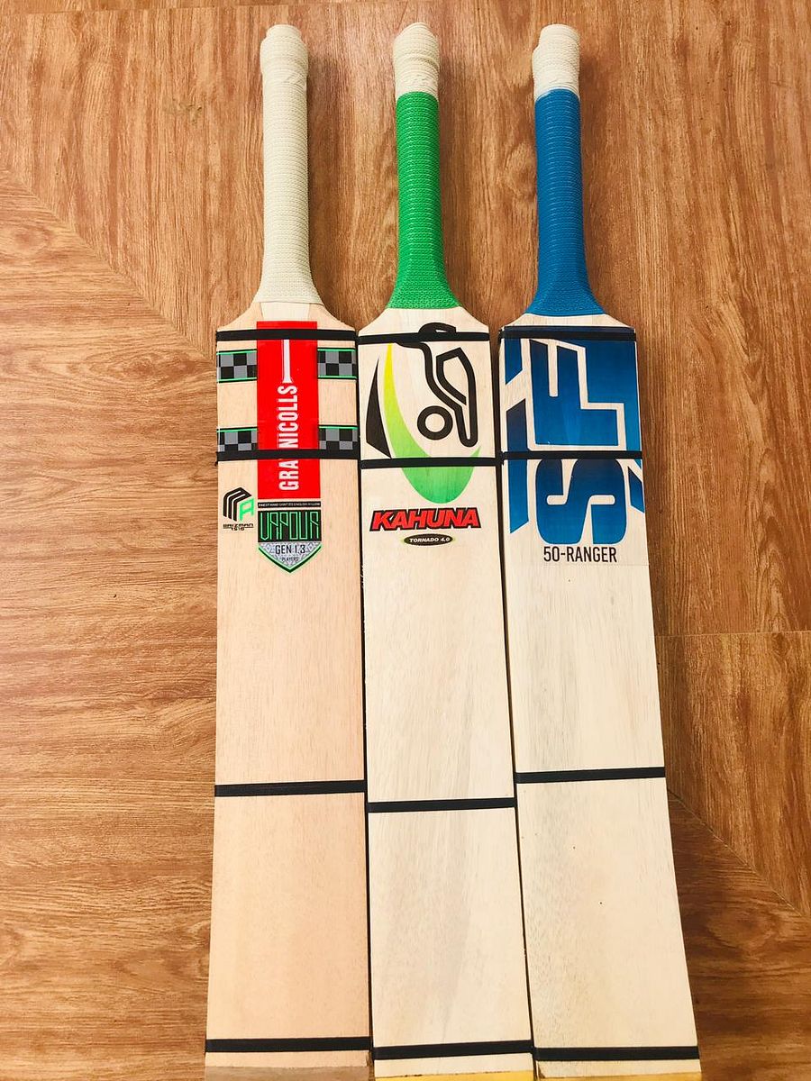 Epic Thunderbolt: Sri Lankan Masterpiece - Hard Tennis Ball Cricket Bat (MRI) product image (3)