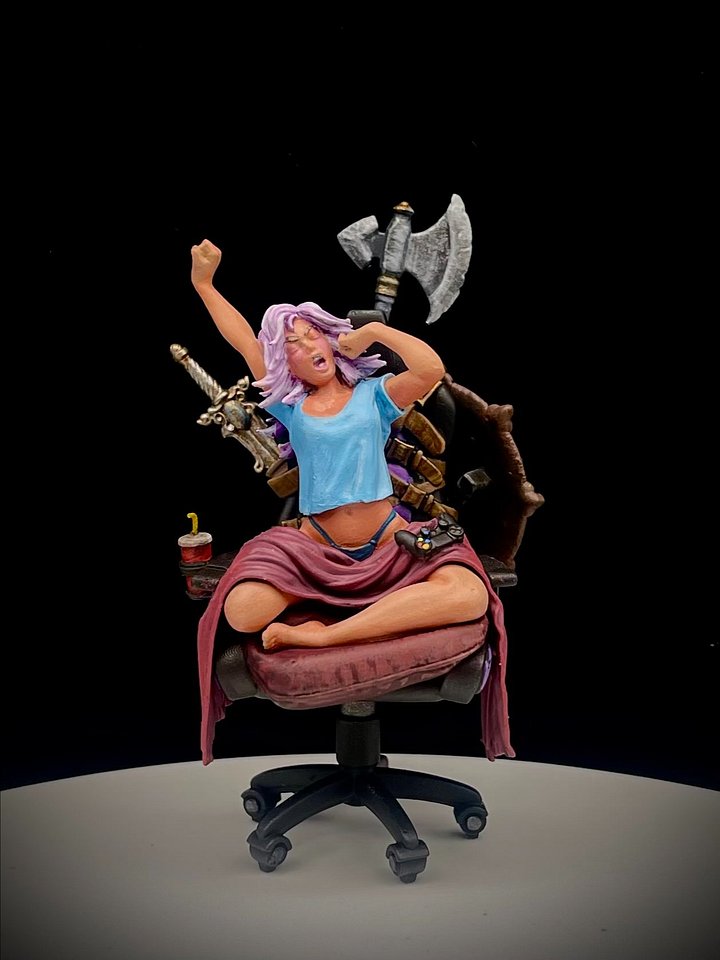 Gamer Girl Game Night - Figure product image (1)