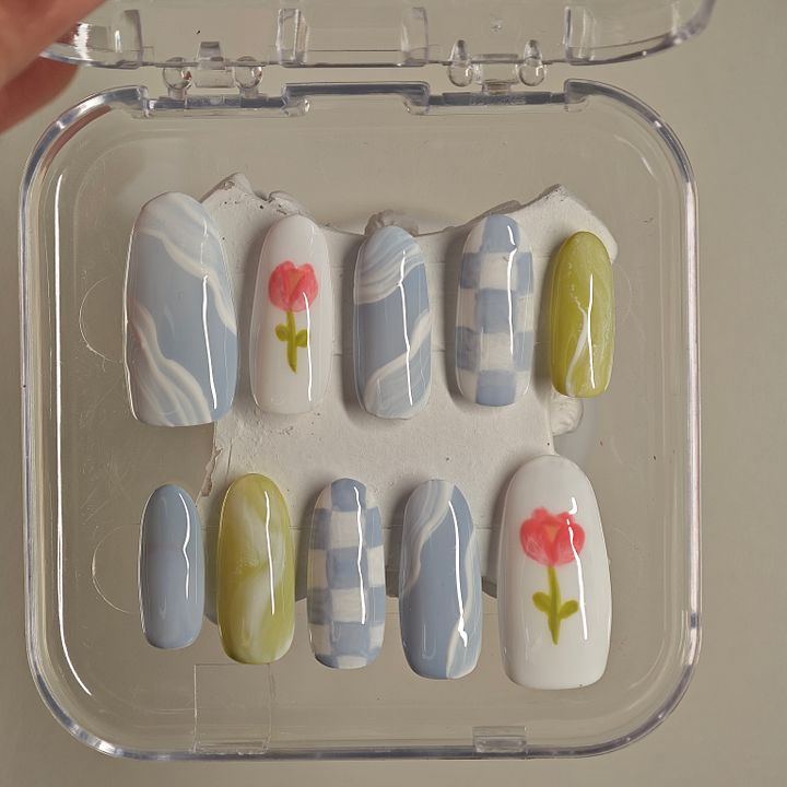 90's Tulip product image (2)