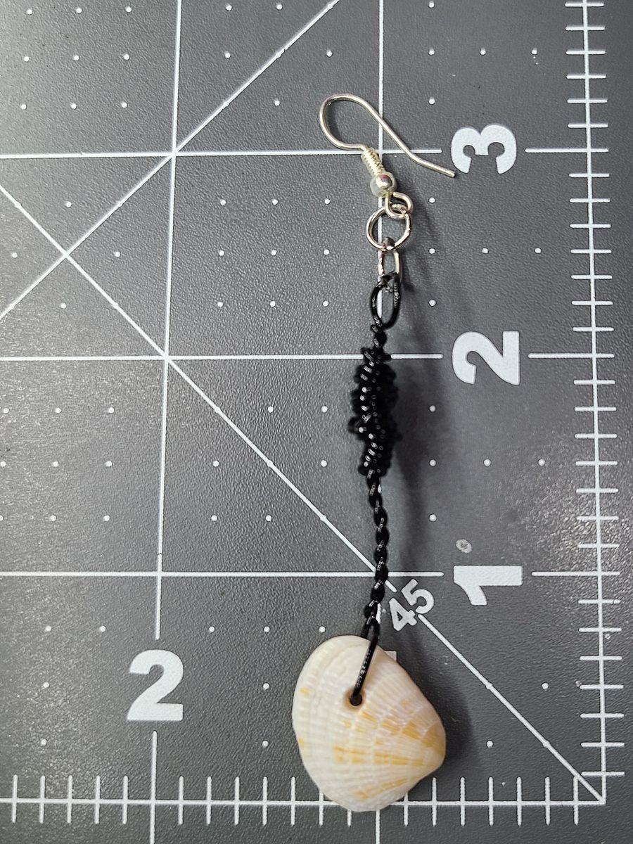Shell wire wrapped Earrings product image (4)