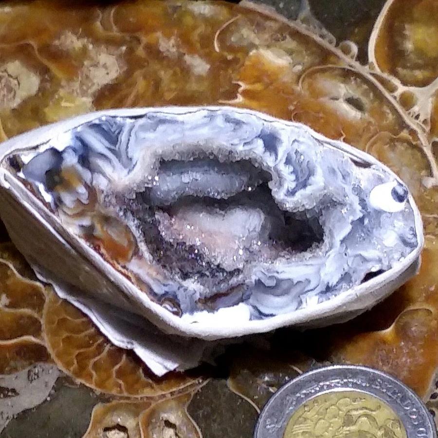 2 Inch Natural Polished Quartz Druzy Geode Half product image (1)