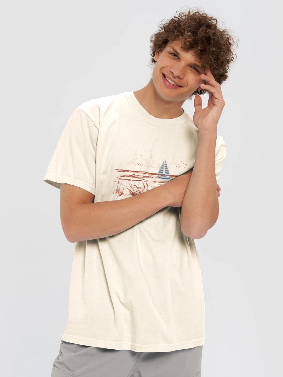 Sail Away Vintage-Style T-Shirt product image (10)