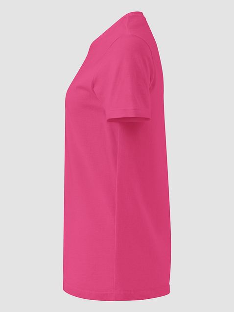 Photo showing Gildan Women's Basic Softstyle T-Shirt 