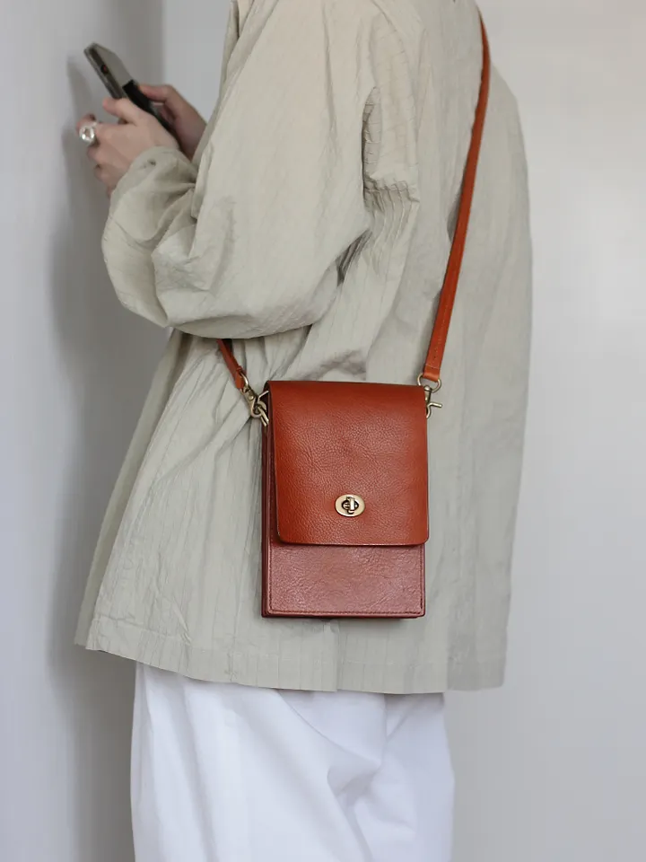 Vegetable Tanned Leather Satchel product image (2)