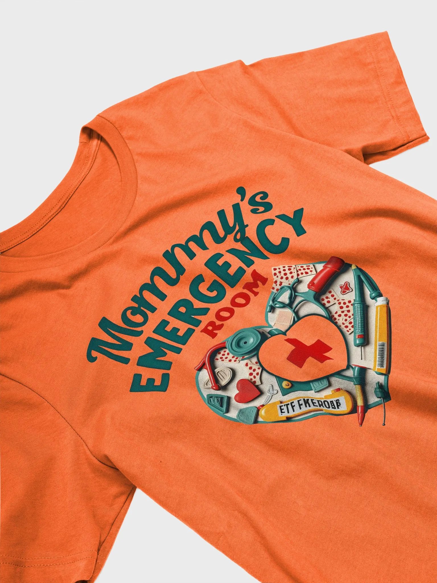 Mommy's Emergency Room Heart T-Shirt product image (31)