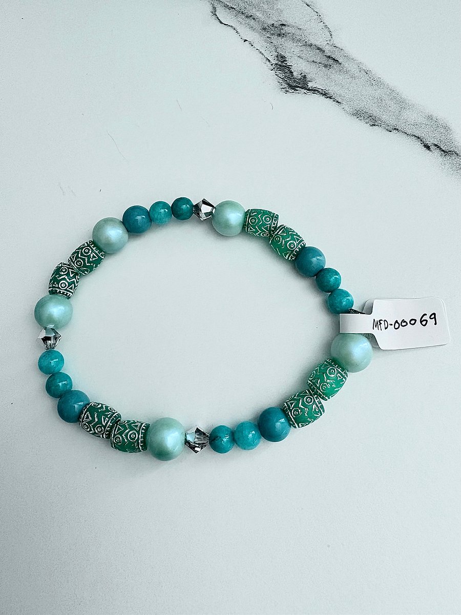 Handmade 8.25" Bracelet | Coastal Charm Jewelry by Monique Faella Designs™ | MFD-00069 product image (7)