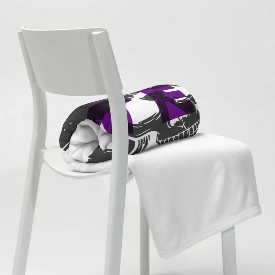 LIPS AFTER DARK BLANKET product image (20)