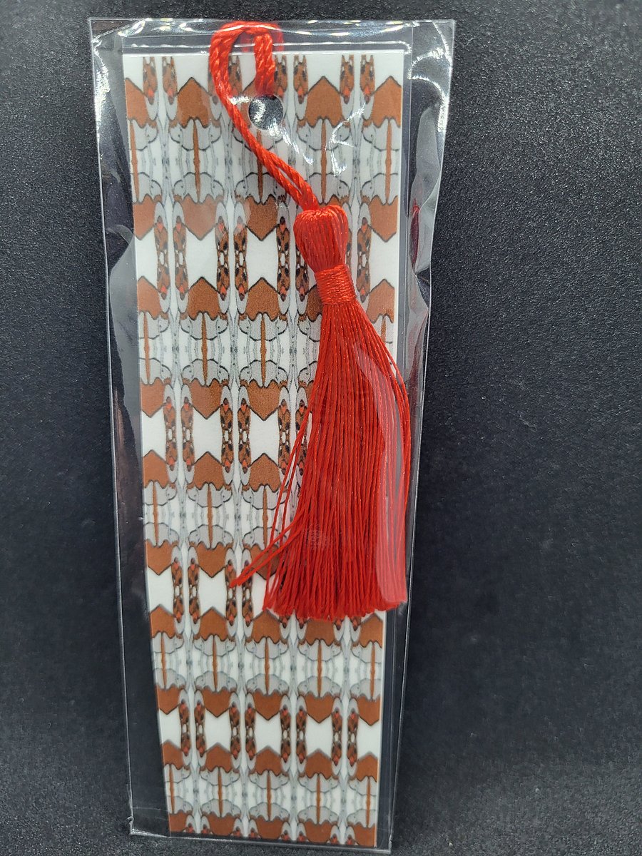 Cute Cartoon Leppard Gecko Pattern Laminated Bookmark with Tassel for the Reptile Loving Book Reader in Your Life product image (2)